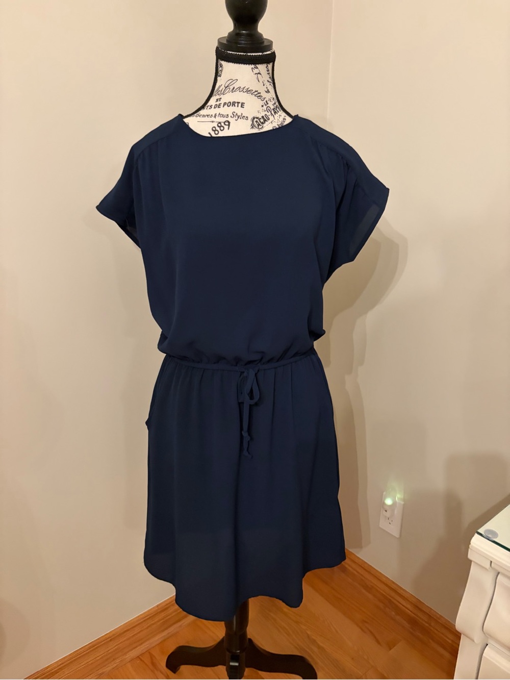 Vero Moda Navy Tie-Waist Short Sleeve Dress